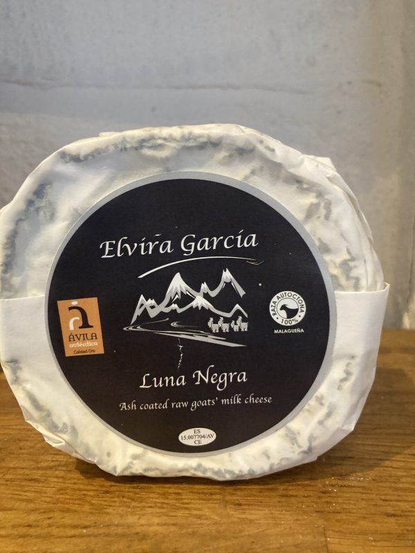 Luna Negra raw goat's milk cheese